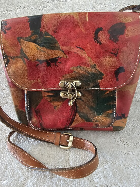Patricia Nash Handbags - Patricia Nash Red and Brown Floral Leather Crossbody with Antique Brass Clasp
